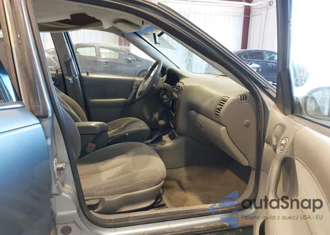 2002 Saturn L-Series L200 из США, поврежденный, VIN 1G8JU54F02Y568204